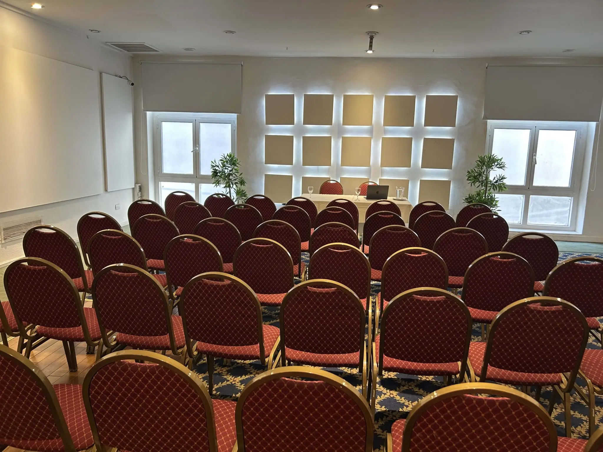 Corporate Hotel Dos Reyes